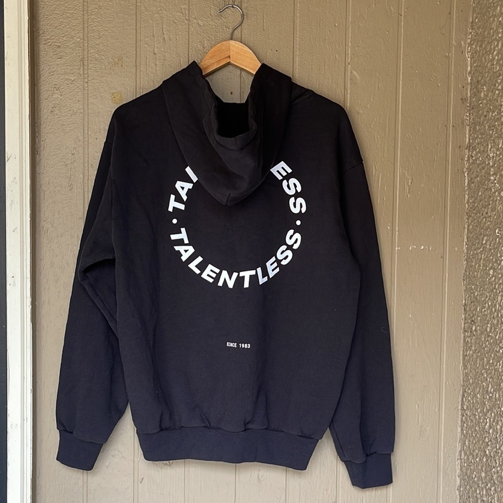 Talentless men’s hoodie circle logo heavyweight - Picture 4 of 6